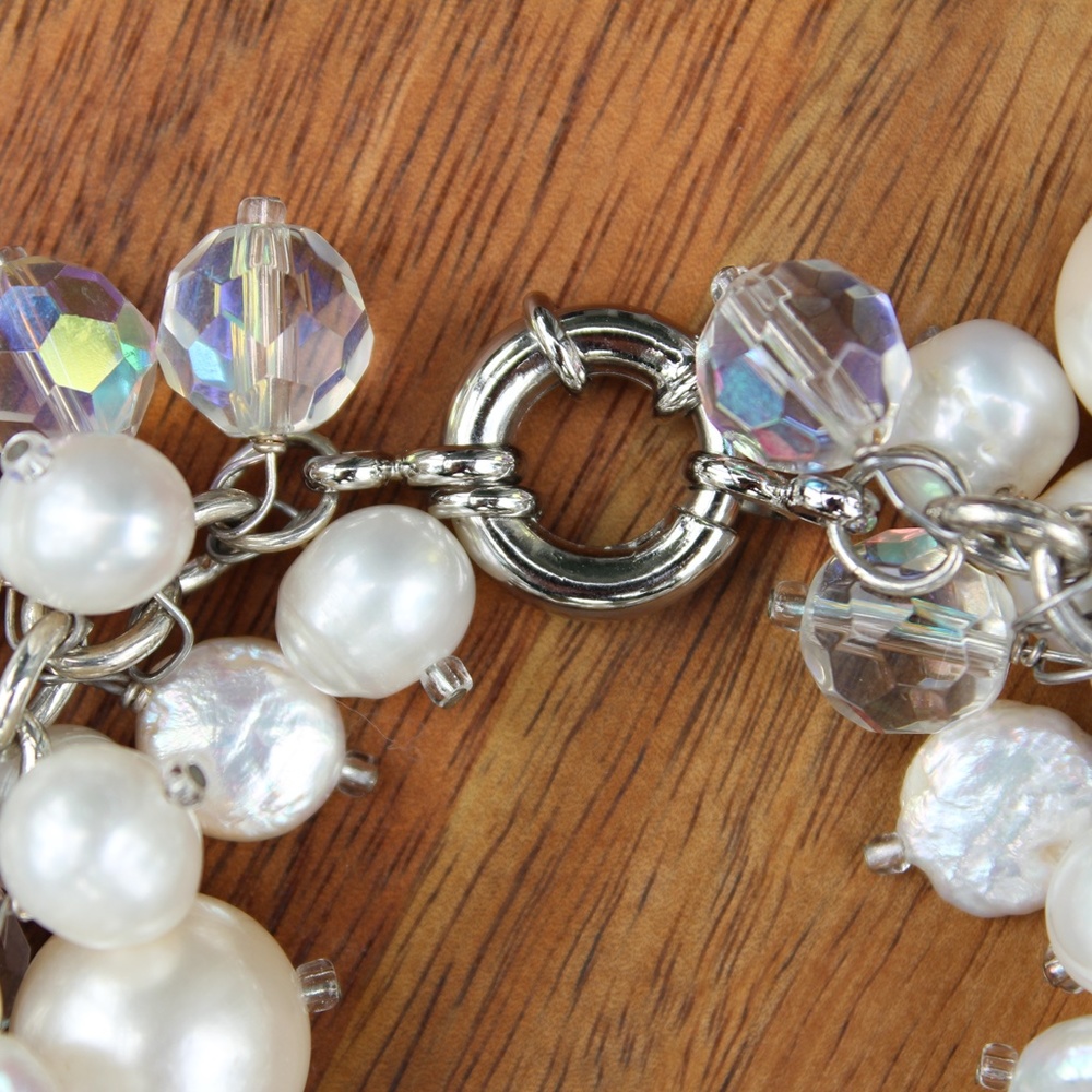 Pearls & Crystal Set - Picture 5 of 8